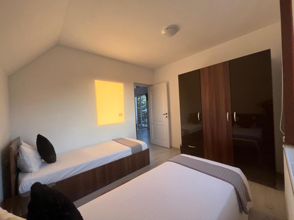 Rebeca Apartament Лугож Екстериор снимка